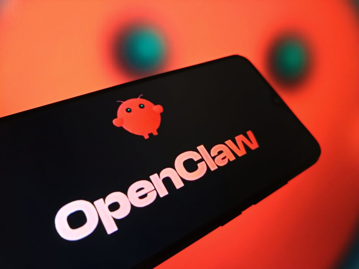 China Moves to Curb OpenClaw AI Use at Banks, State Agencies
