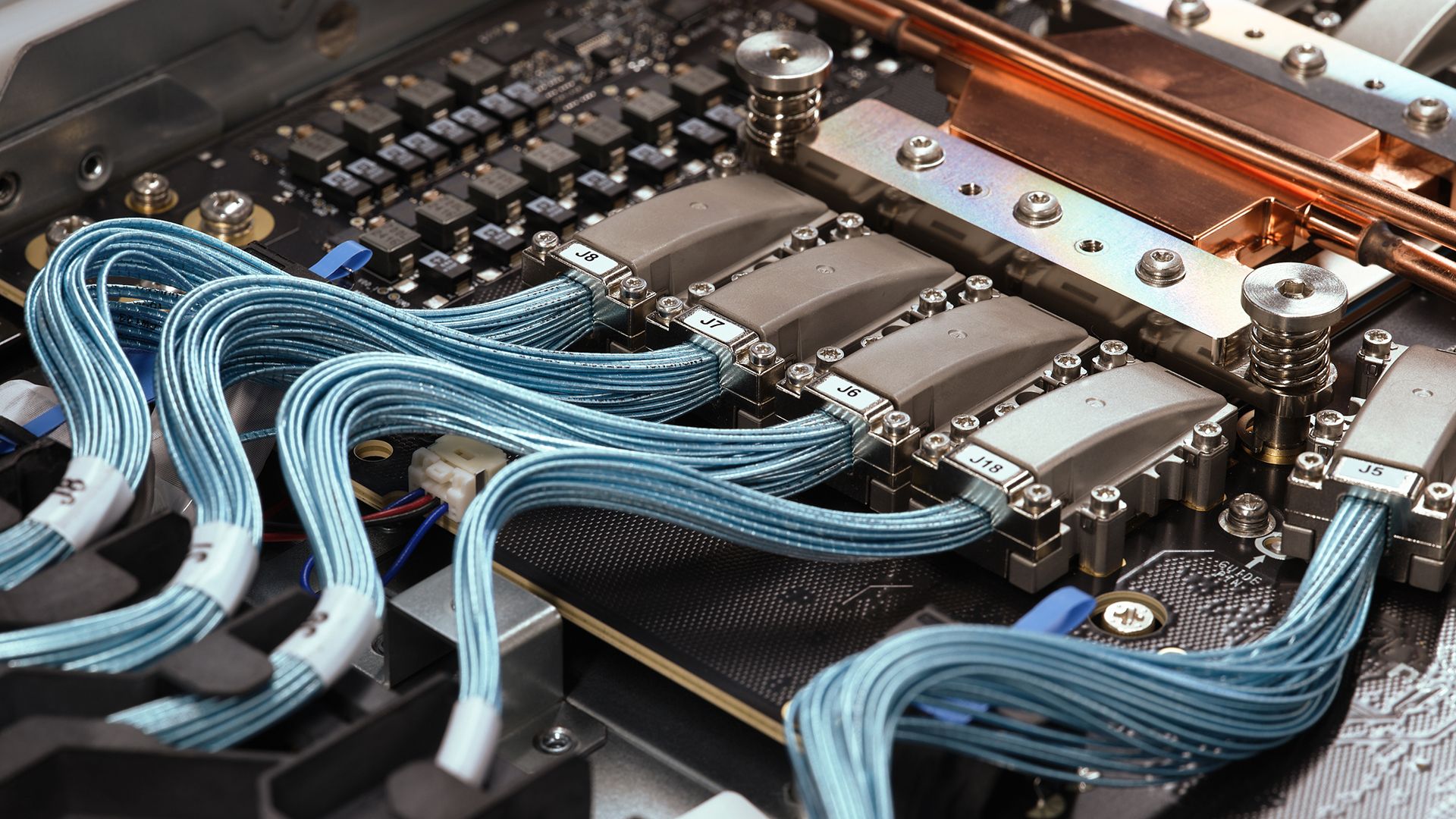 AMD, Broadcom, and Nvidia join hyperscalers to define optical scale-up interconnect of the future for AI clusters — Meta, Microsoft, and OpenAI to benefit as speeds eventually scale to 3.2 Tb/s